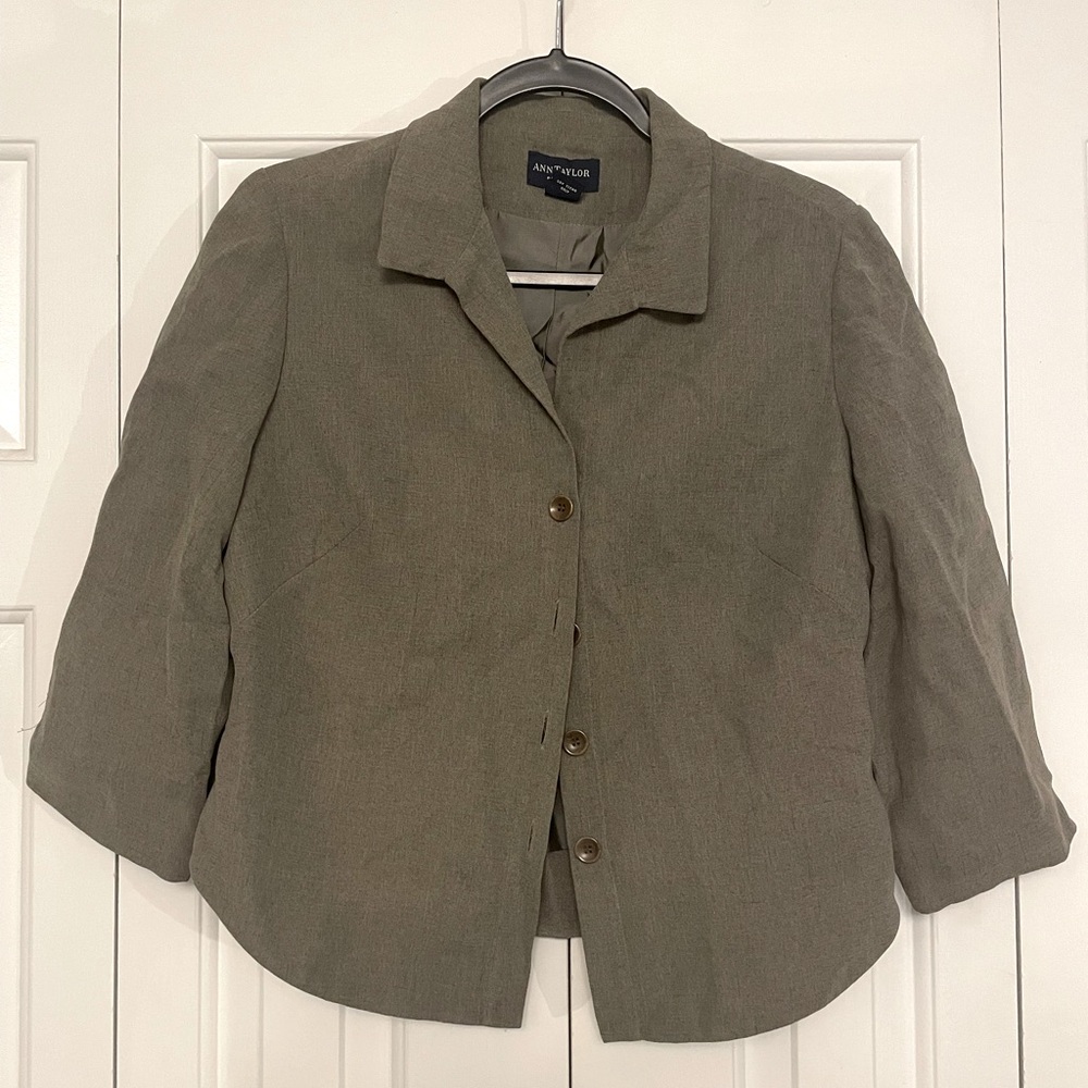 3 FOR $15 ‼️ Ann Taylor blazer